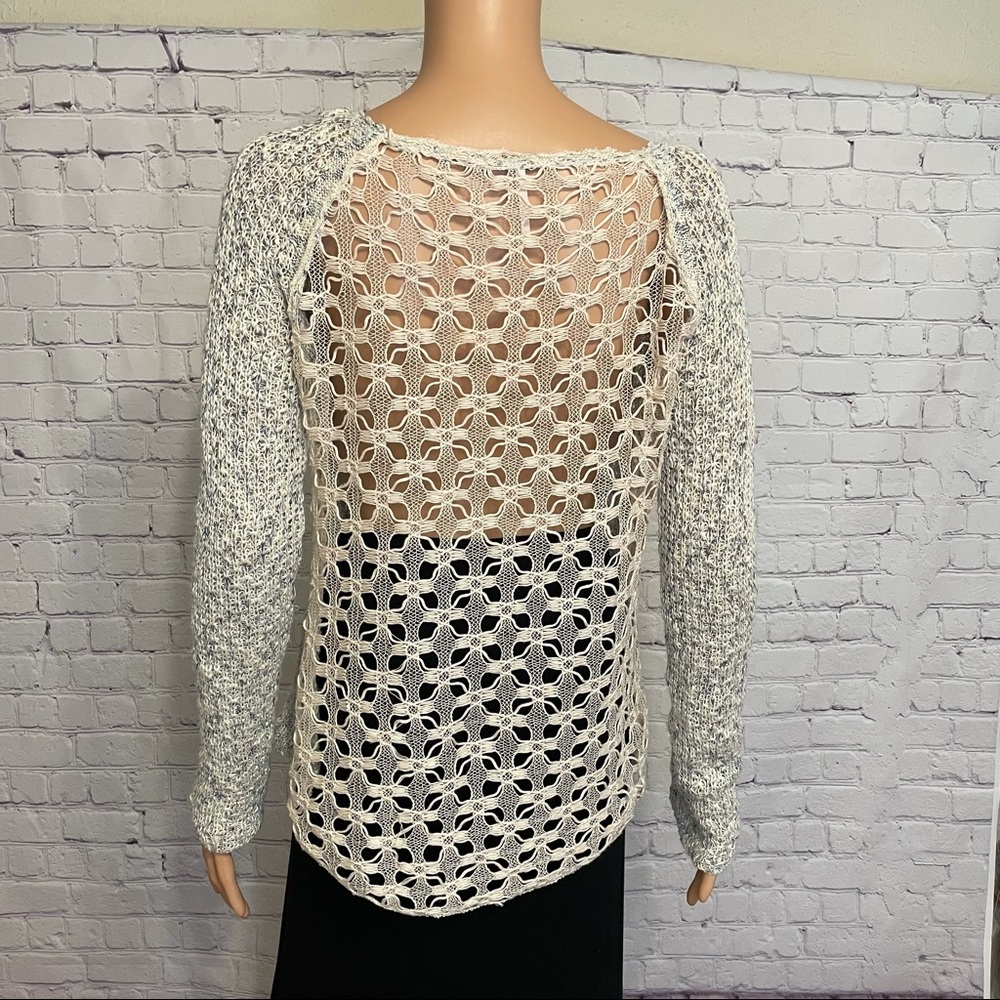 Free people boho Light gray sweater w/ open stitched back size small